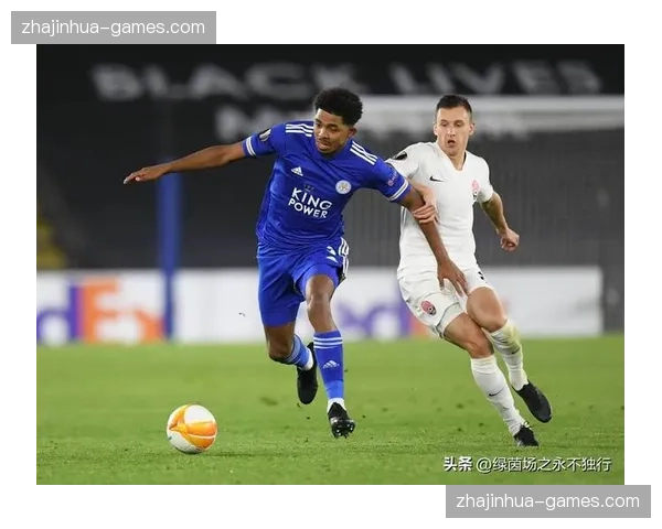 切尔西被迫启用年轻中卫组合 查洛巴萨尔经验不足暴露 切尔西被迫启用年轻中卫组合 查洛巴萨尔经验不足暴露